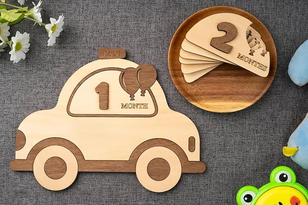Beige_Baby_Monthly_Milestone_Vehicle_Taxi_Baby
