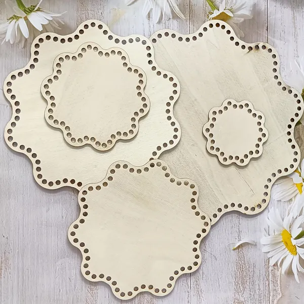 Beige_Flower_Shaped_Wooden_Basket_Bottoms_Diy_And_Craft