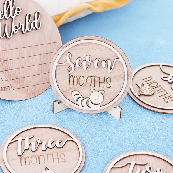 Beige_Wooden_Monthly_Discs_Baby