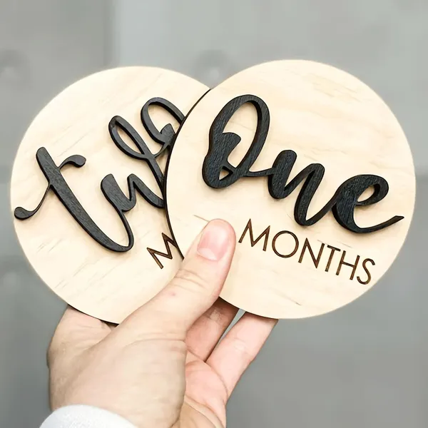 Beige_Wooden_Monthly_Milestone_Discs_Months_Engraved_Baby_Photo_Prop_Signs_Baby