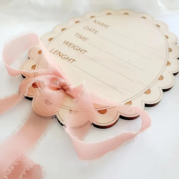 Beige_Wooden_Scallop_Baby_Birth_Stats_Sign_Baby