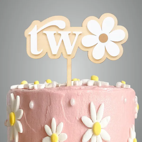 Beige_Wooden_Daisy_Cake_Topper_Baby