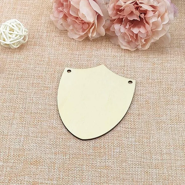 Beige_Wooden_Shield_Shape_Cutout_Unfinished_Wood_Diy_Craft_Embellishments_Painting_Diy_And_Craft