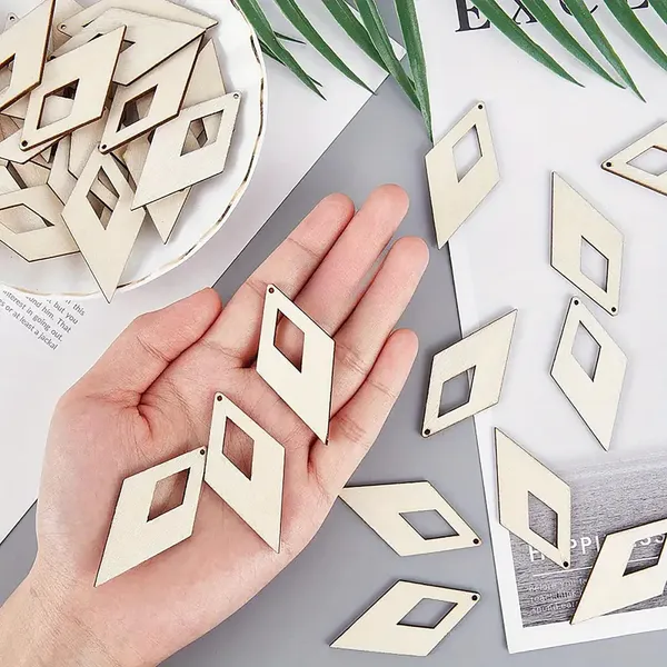 Beige_Rhombus_Wooden_Pendants_Natural_Mdf_Shapes_Diy_And_Craft