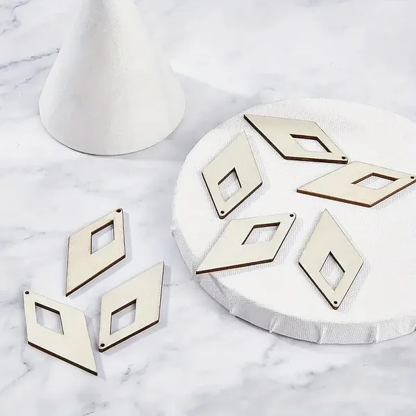 Beige_Rhombus_Wooden_Pendants_Natural_Mdf_Shapes_Diy_And_Craft