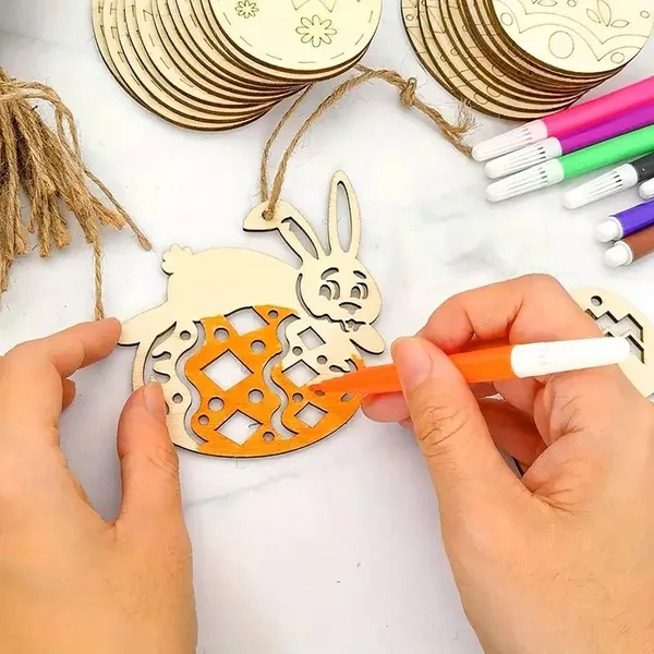 Beige_Wooden_Easter_Egg_Ornaments_Kids
