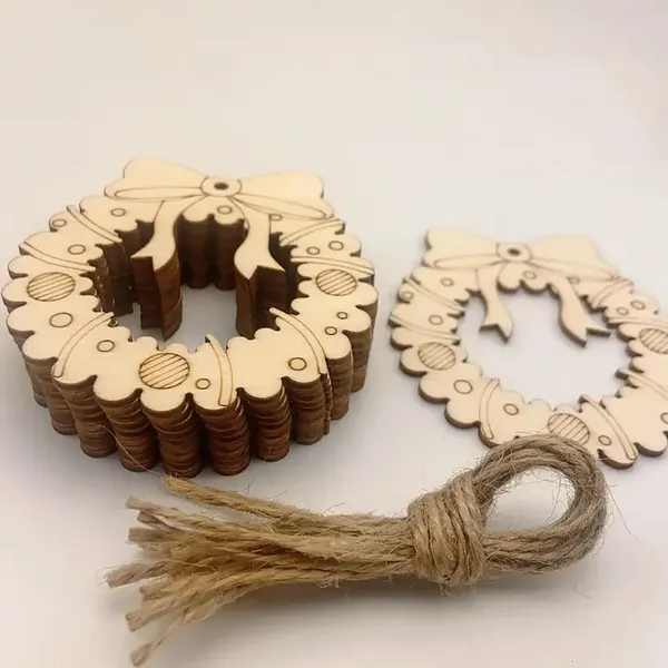 Beige_Wooden_Christmas_Wreath_Ornaments_Diy_And_Craft