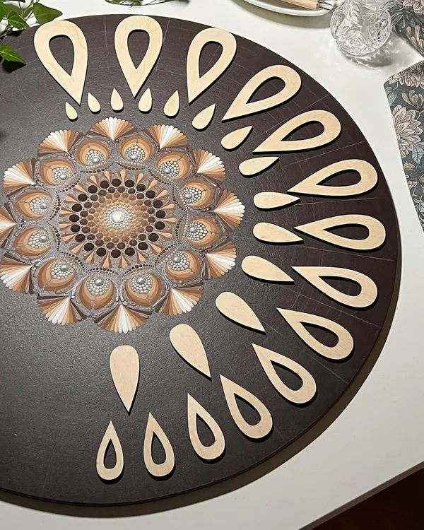 Beige_Stencil_General