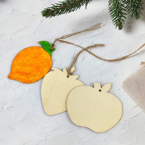Beige_Wooden_Fruit_Cutouts_Apple_Home_Decor