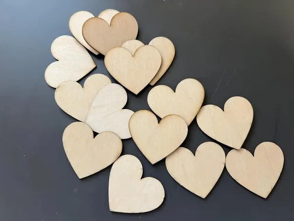 Beige_Blank_Wooden_Hearts_Craft_Shapes_Diy_And_Craft
