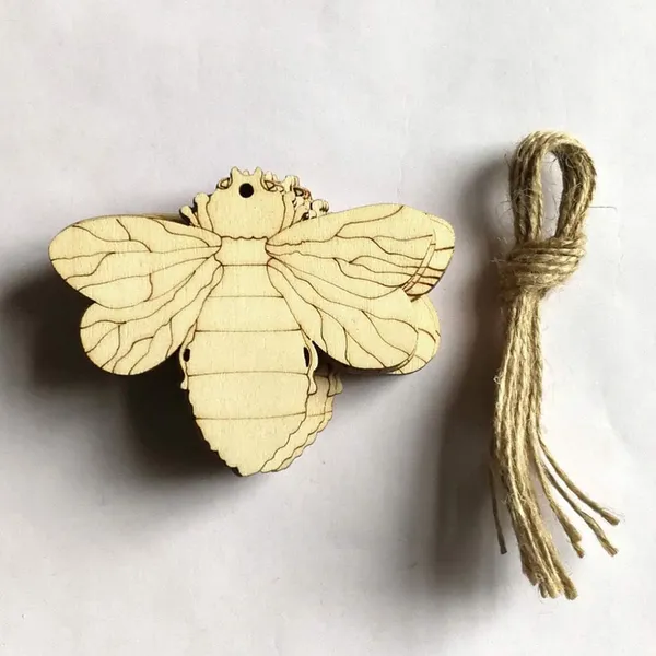 Beige_Bee_Wood_Cutouts_Diy_And_Craft
