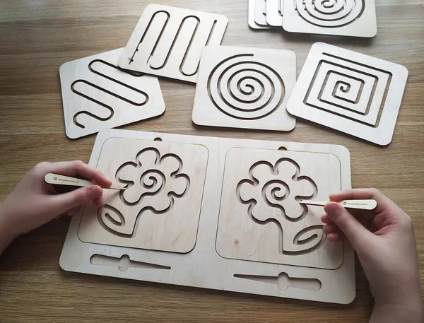 Beige_Montessori_Materials_Wooden_Tracing_Board_School