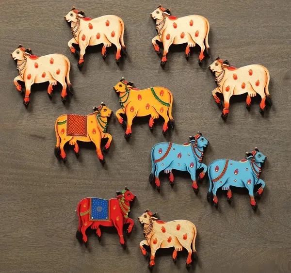 Beige_Cow_Shape_Mdf_Diy_Art_Craft_Base_Thickness_Pichwai_Style_Pre_Marked_Cutout_Diy_And_Craft