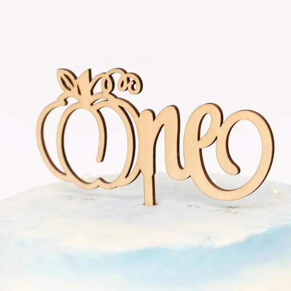 Beige_Little_Pumpkin_Wooden_Cake_Topper_General