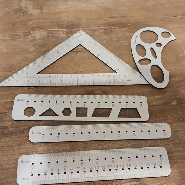 Beige_Ruler_General