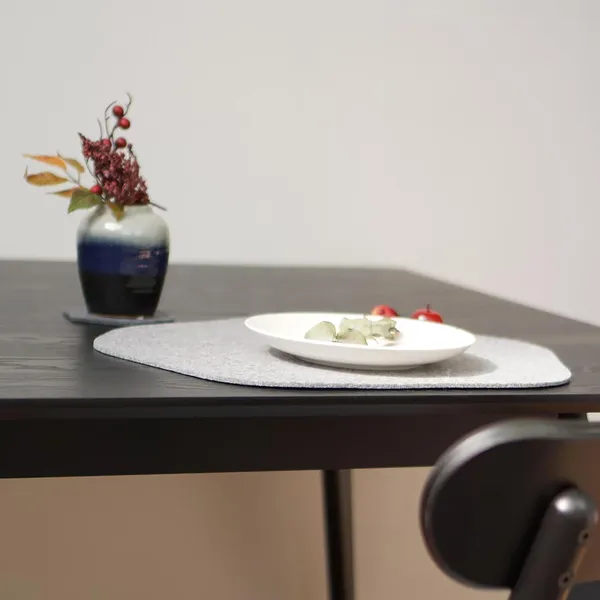 Grey_Felt_Placemat_X_Cm_General
