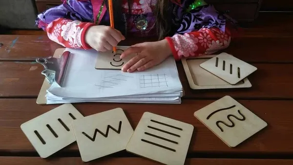 Beige_Montessori_Stencils_Tracing_Boards_Wooden_Learn_To_Write_Traditional_Handwriting_Activities_Board_Writing_Practice_Board_Kids