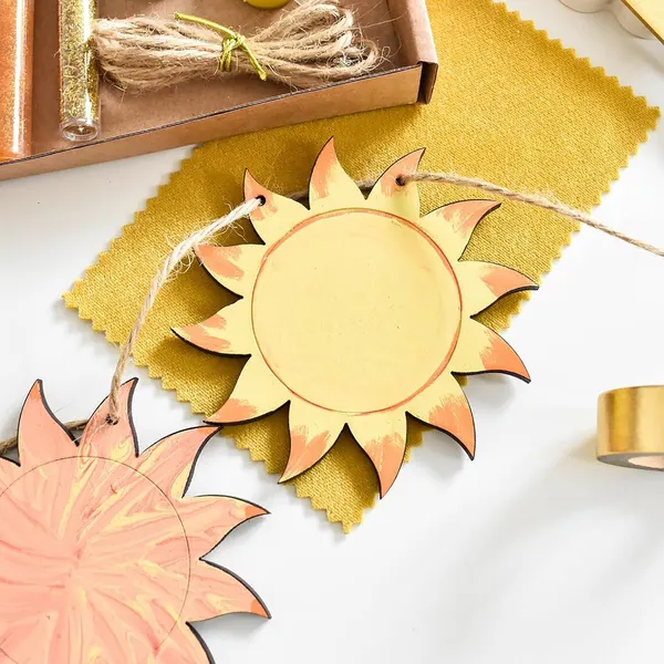 Beige_Sunshine_Bunting_Craft_Kit_Kids