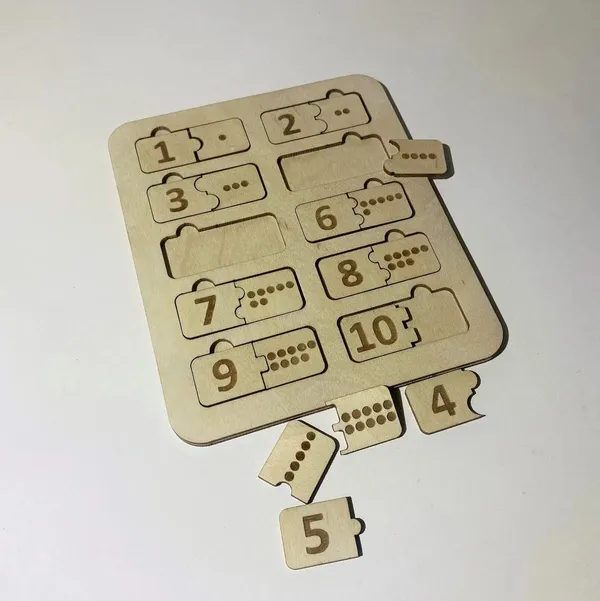 Beige_Wooden_Number_Puzzle_Kids