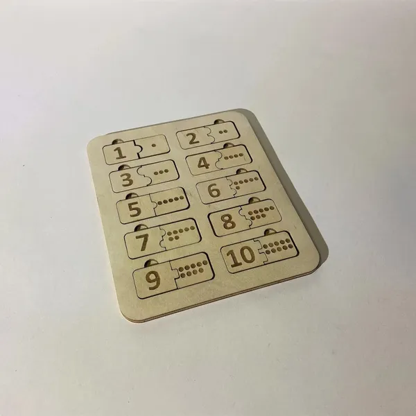 Beige_Wooden_Number_Puzzle_Kids