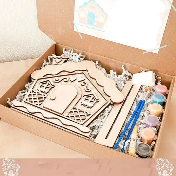 Beige_Gingerbread_House_Diy_Kit_Kids