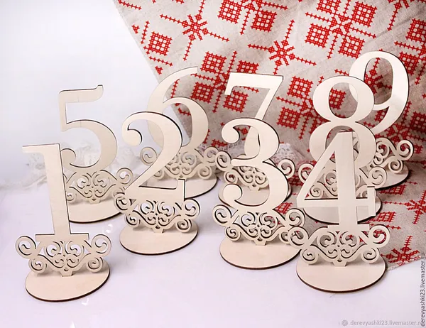 Beige_Wooden_Table_Numbers_General