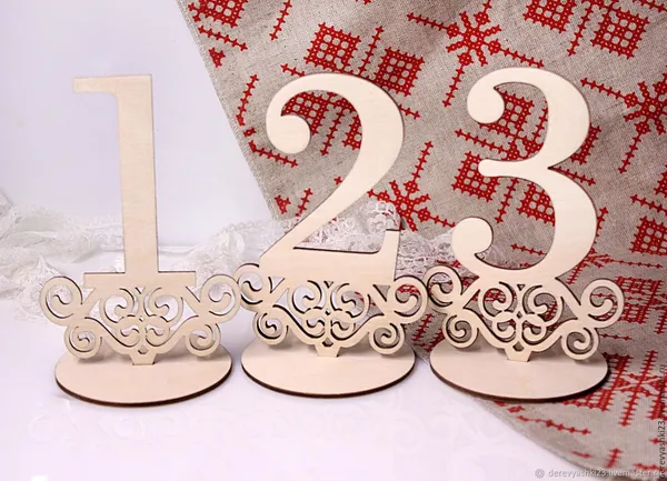 Beige_Wooden_Table_Numbers_General