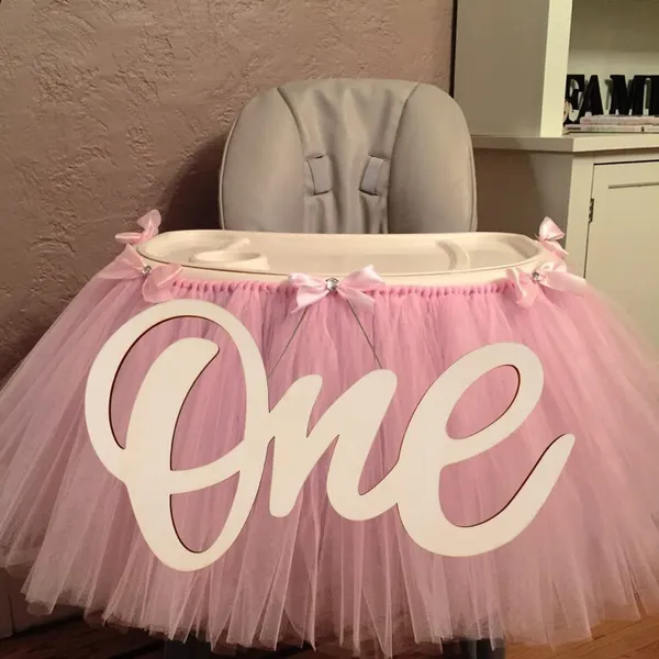Beige_One_Wooden_Sign_One_Cutout_Letter_Baby