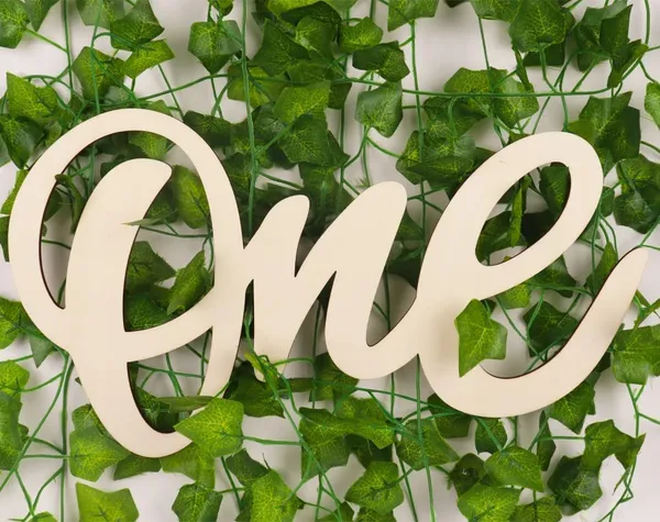 Beige_One_Wooden_Sign_One_Cutout_Letter_Baby
