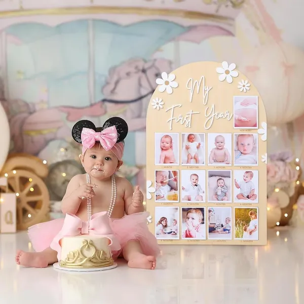 Beige_One_Year_Birthday_Wood_Photo_Board_Baby