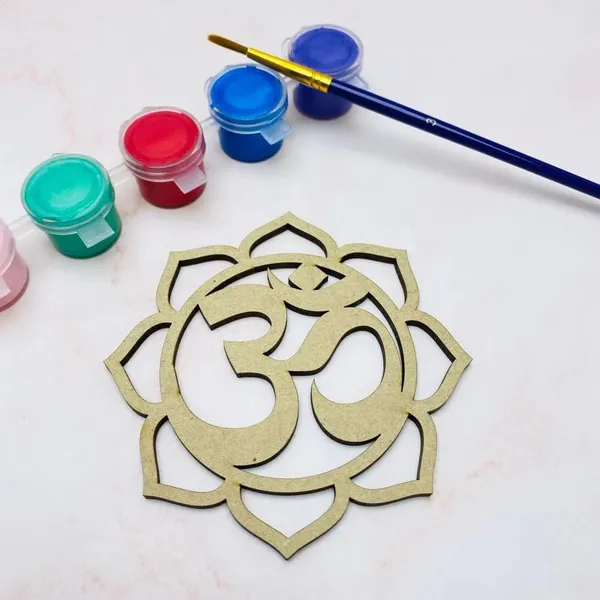 Beige_Wooden_Stencil_Festival