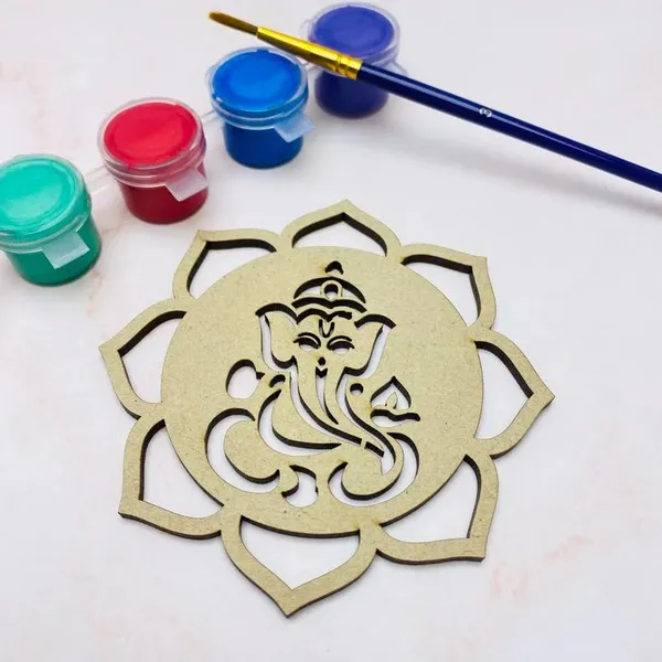 Beige_Wooden_Stencil_Festival