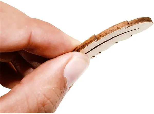 Beige_Blank_Wood_Slices_Unfinished_Wood_Cutout_Feather_Shape_Embellishments_Wood_Pieces_Diy_And_Craft