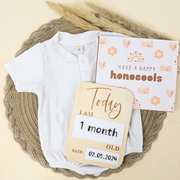 Beige_Wooden_Baby_Monthly_Milestone_Cards_Baby