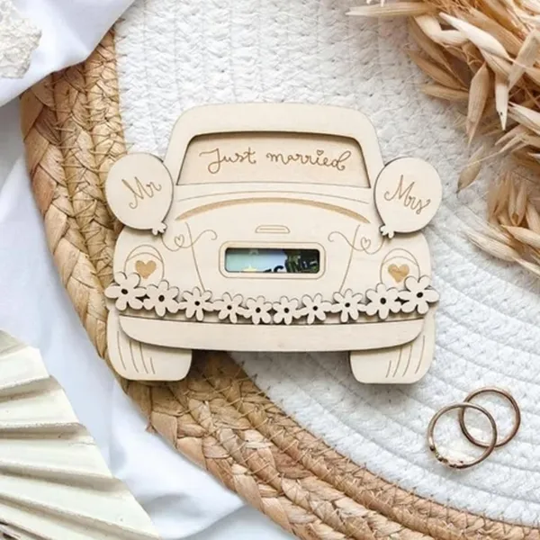 Beige_Handcrafted_Wooden_Money_Holder_Wedding