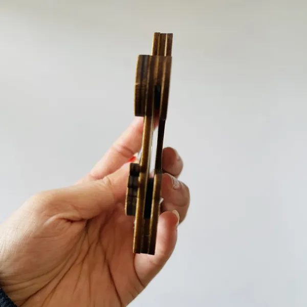 Beige_Handcrafted_Wooden_Money_Holder_Wedding