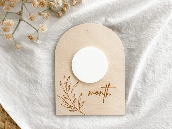 Beige_Baby_Monthly_Milestone_Markers_Baby