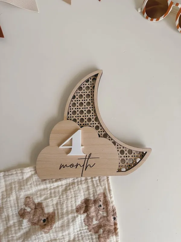 Beige_Moon_Cloud_Rattan_Baby_Milestone_Card_Baby