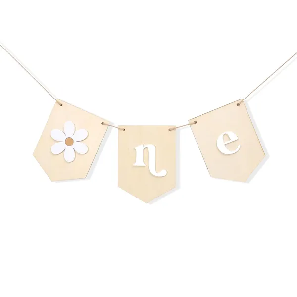 Beige_Wooden_Daisy_One_Highchair_Garland_Baby
