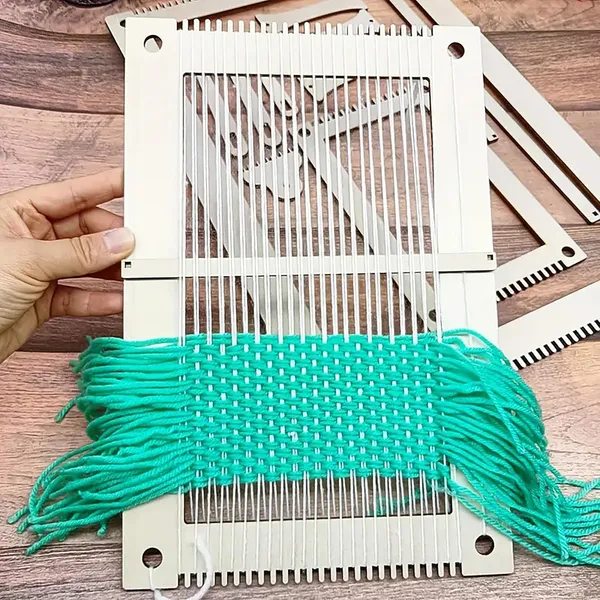 Beige_Rectangle_Weaving_Loom_Kit_Kids