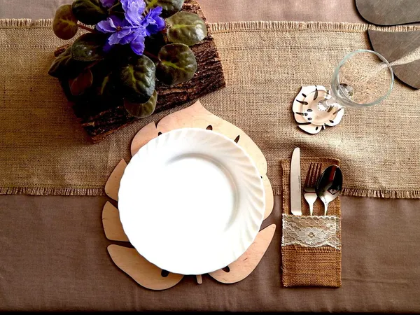 Beige_Wooden_Monstera_Leaf_Placemat_And_Coaster_General