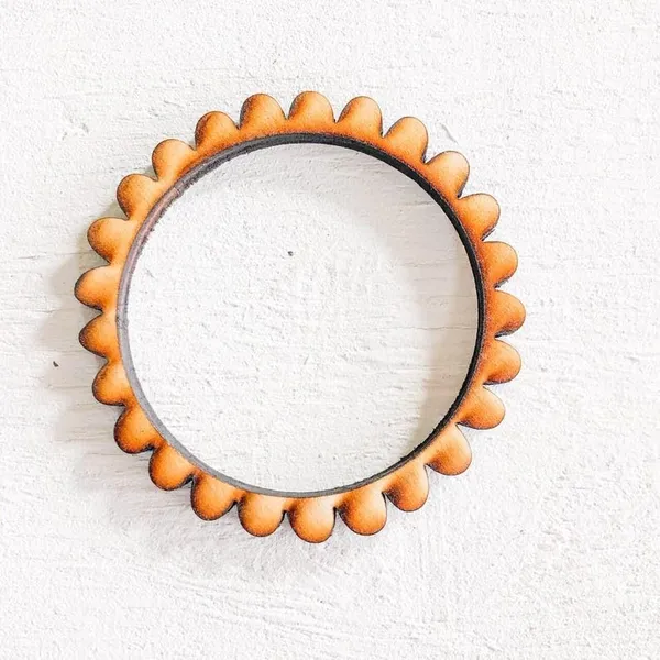 Beige_Scallop_Circle_Weaving_Looms_Wooden_Hoops_General