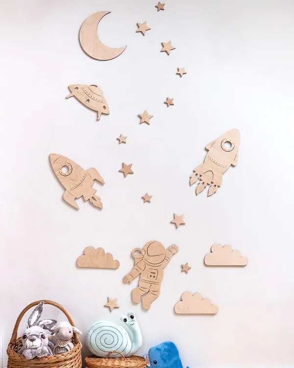 Beige_Space_Wall_Decor_Kids
