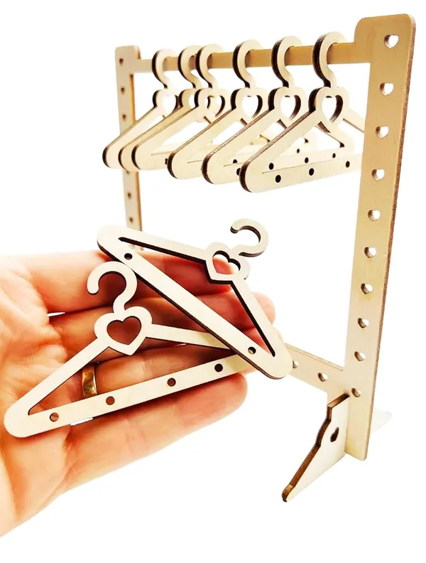 Beige_Heart_Earring_Display_Hangers_Wooden_Mdf_Stands_With_Without_Clothes_Rack_General