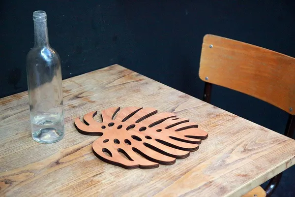 Beige_Wooden_Placemat_And_Coaster_General