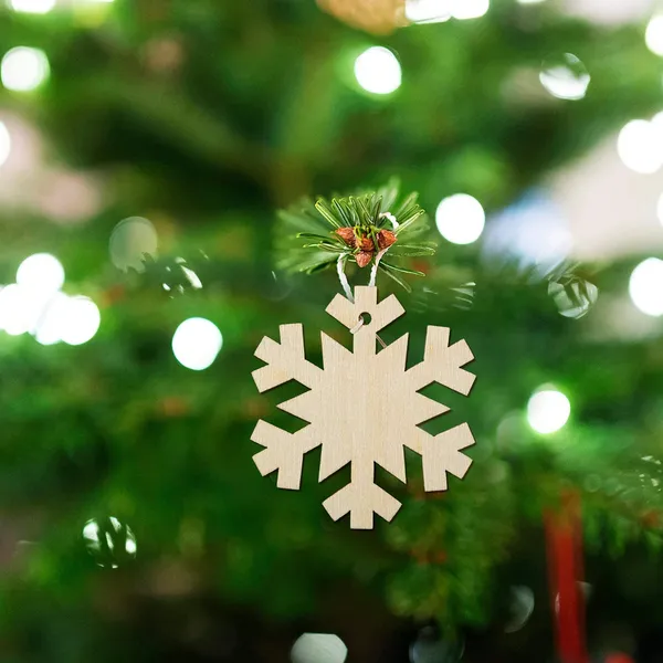 Beige_Wooden_Snowflake_Ornaments_Cutouts_Diy_And_Craft