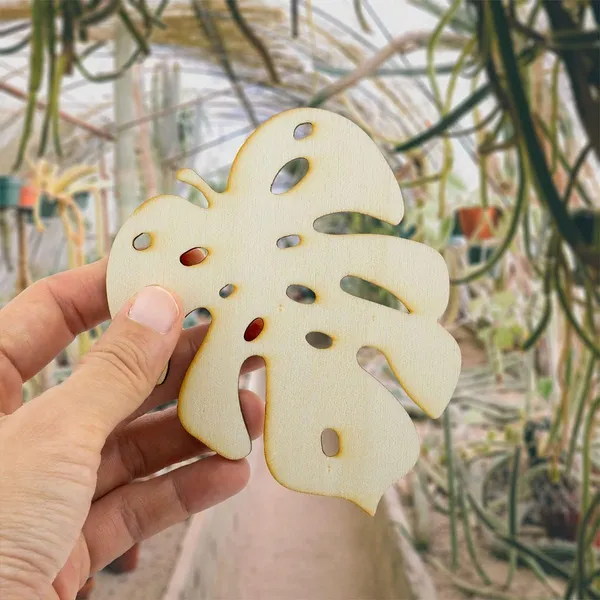 Beige_Wooden_Monstera_Leaves_Laser_Cutout_Diy_Craft_Party_Decoration_Art_Embellishment_Room_Decoration_Diy_And_Craft