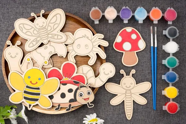 Beige_Diy_Wooden_Unfinished_Bug_Painting_Kit_Kids