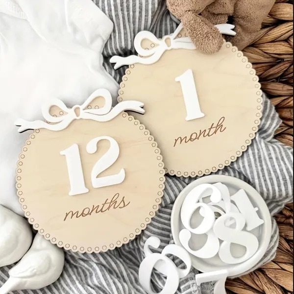 Beige_Wooden_Monthly_Milestone_Discs_Set_Baby_Photo_Props_Beige_White_Bow_Months_Birthday_Gift_Personalised_Name_Number_Keepsake_Wood_Keepsake_Baby