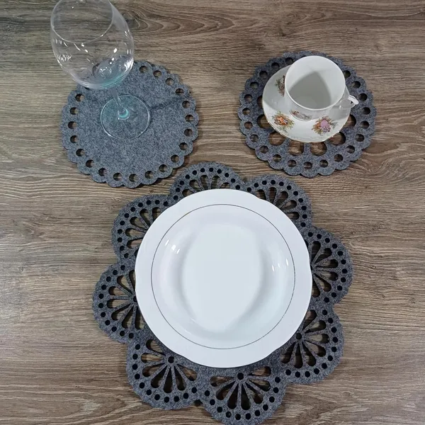 Grey_Felt_Placemats_Coasters_Home_Decor